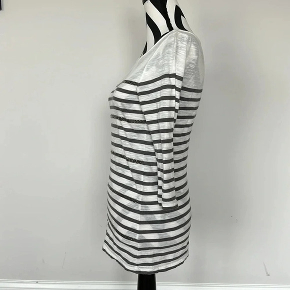 Loft Grey Striped Quarter Length Sleeve Top Sz SM - Picture 4 of 6